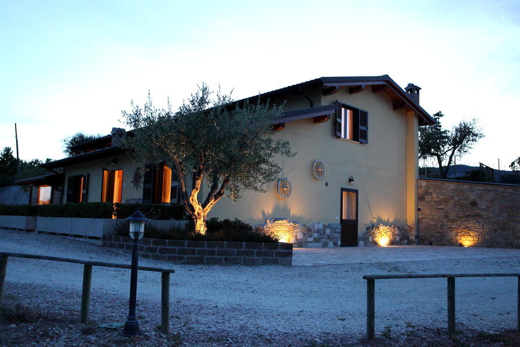Agriturismo Sole Luna Piano Delle Pieve ภายนอก รูปภาพ